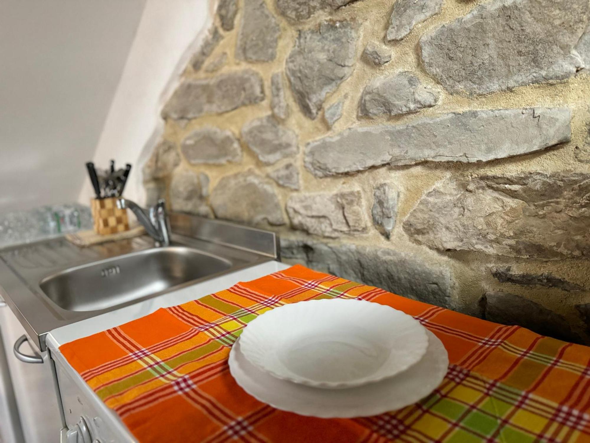 La Casetta Nel Borgo -Cerageto- Bagian luar foto